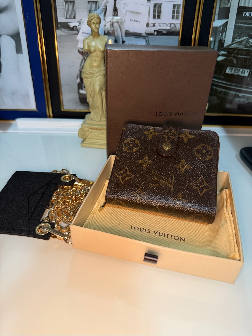 Louis Vuitton Brown Monogram wallet with free chain,insert,dust bag,box,COA